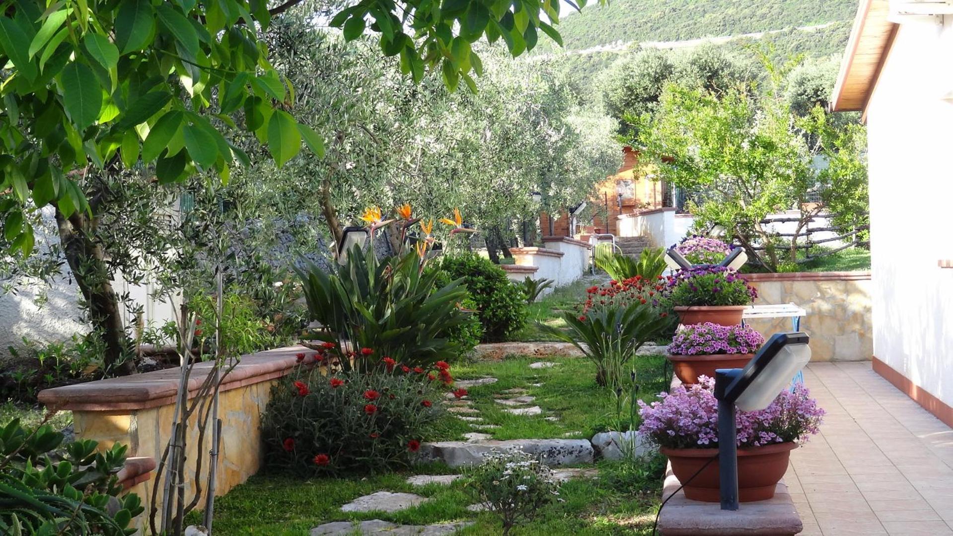 Bed And Breakfast La Casetta Macchia di Monte Buitenkant foto