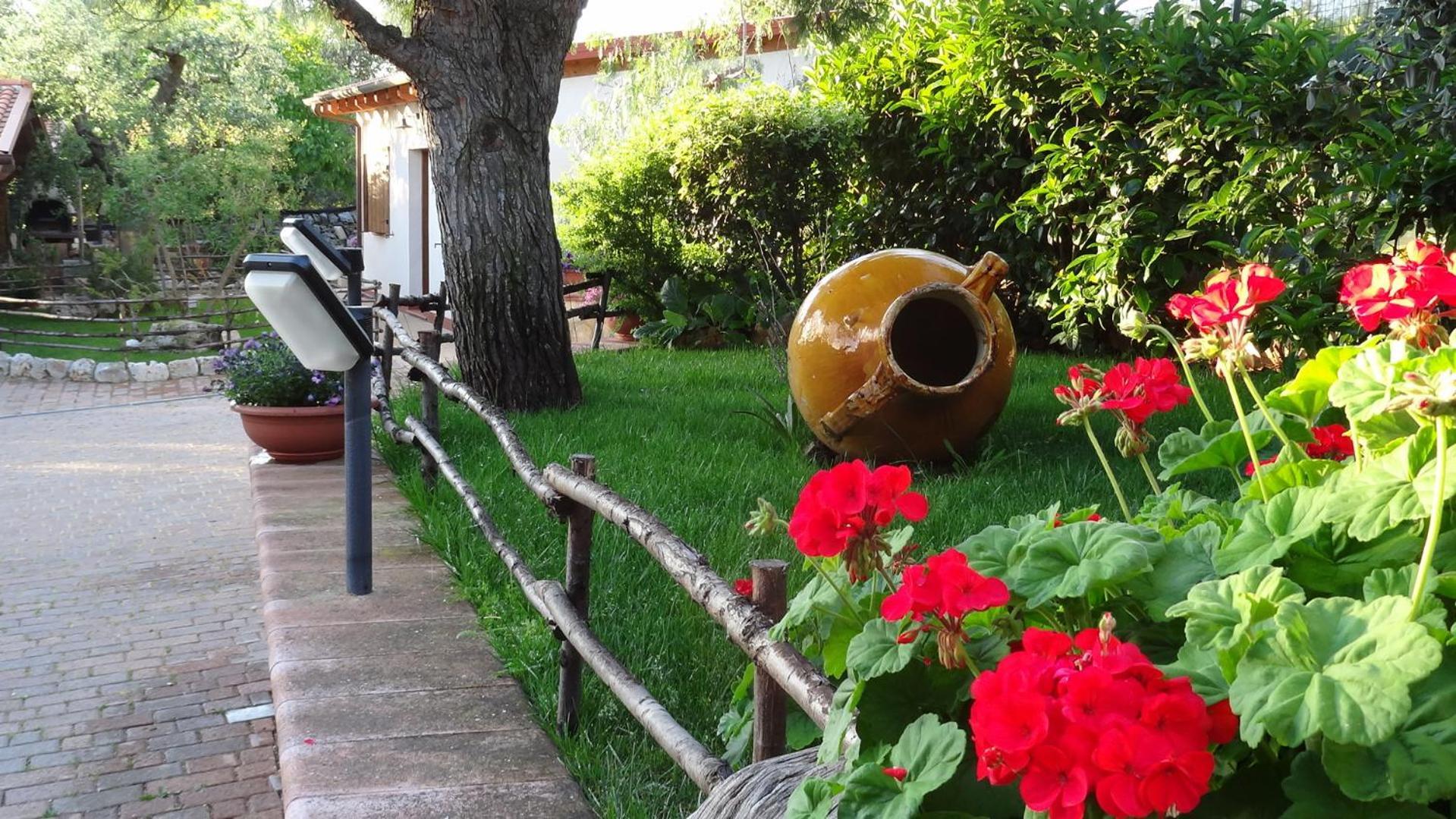 Bed And Breakfast La Casetta Macchia di Monte Buitenkant foto